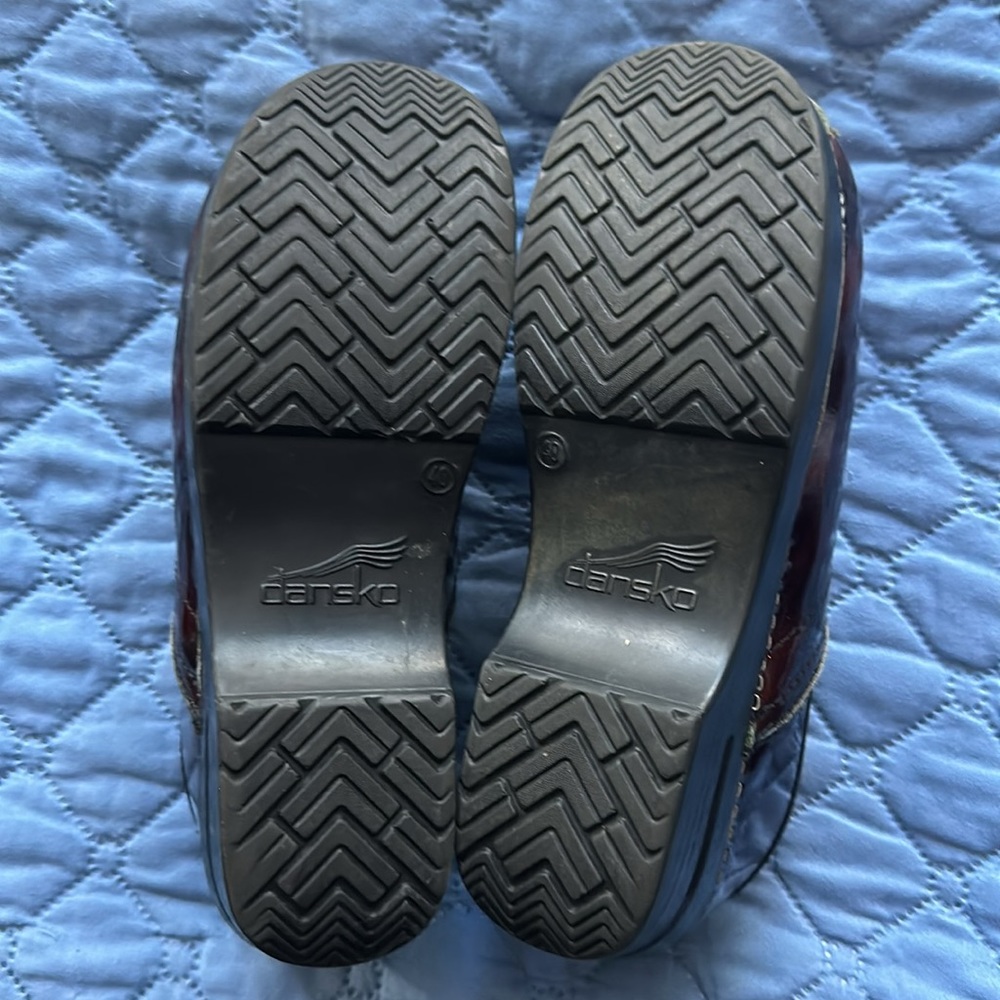 Dansko Size 40 Clog - image 5
